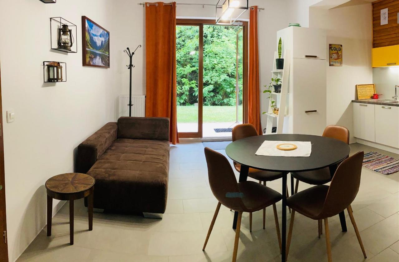 Family House Apartma モジリェ エクステリア 写真
