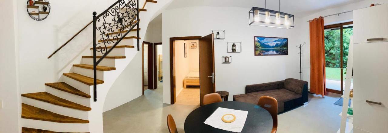 Family House Apartma モジリェ エクステリア 写真